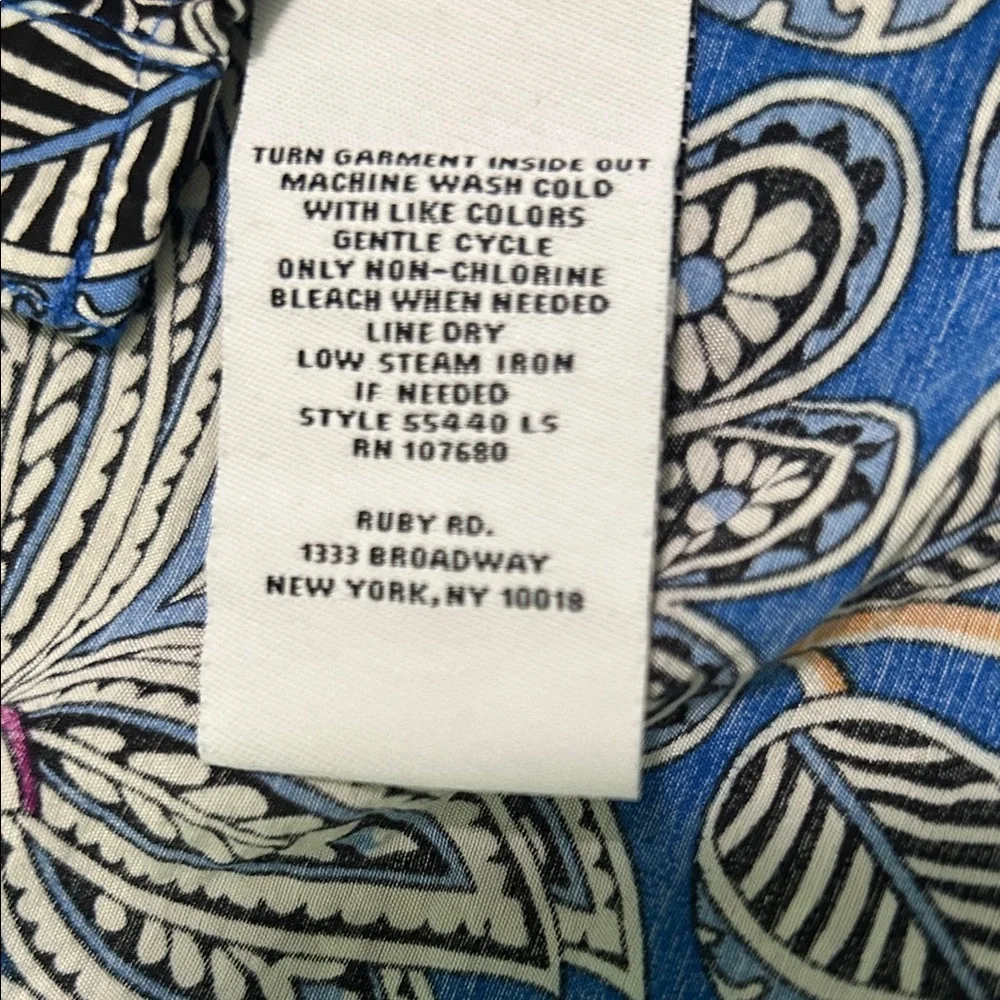 Ruby Rd. Blue and White Patterned Blouse - Picture 3 of 4